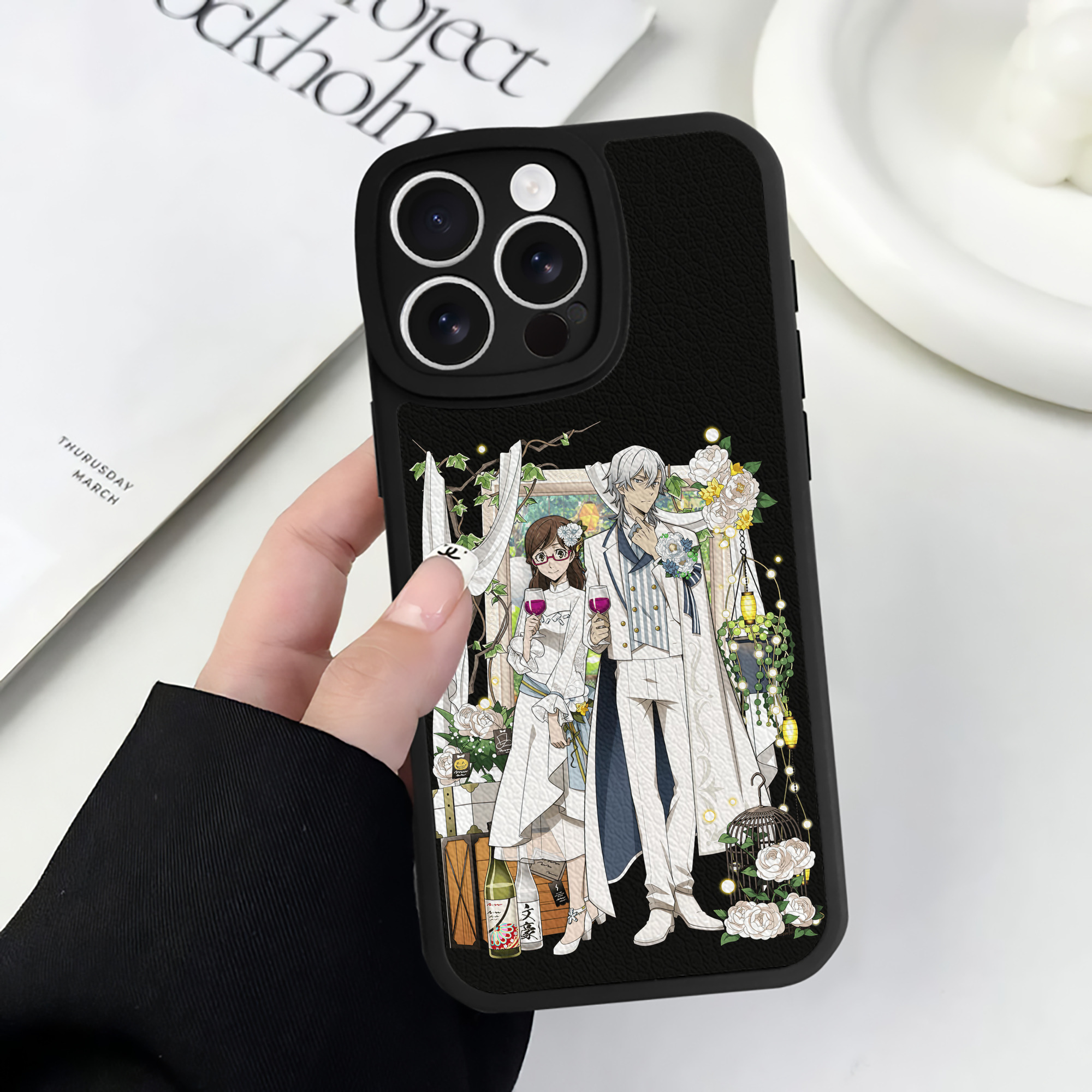 （画像用） 文豪ストレイドッグス Bungo Stray Dogs 【iPhone 16シリーズ対応】シリコンスマホケース（レザー調） 材質：シリコン